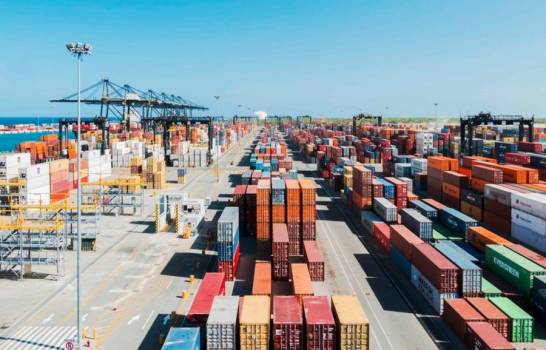 Navieros aseguran que las capacidades de transporte desde China son limitadas. (FUENTE EXTERNA)