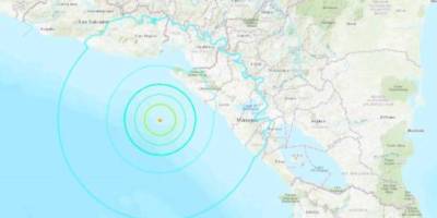 El sismo, a una profundidad moderada de 30 kilómetros (20 millas) se produjo a las 4:57 de la mañana (09:57 GMT), a unos 78,2 kilómetros (48,5 millas) de la costa desde el balneario de Jiquilillo, en Nicaragua. (FUENTE EXTERNA)